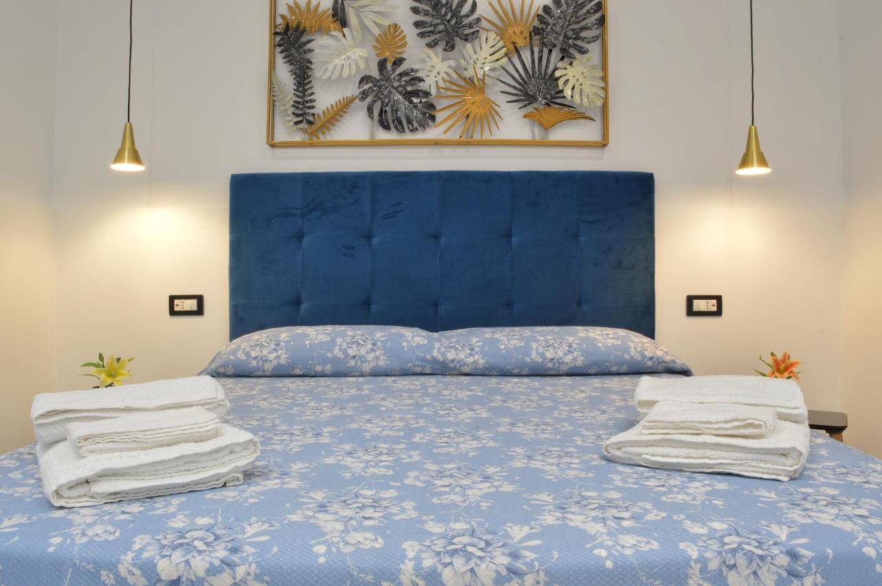 Addu Donn'anna Ai Spagnoli. Apartment